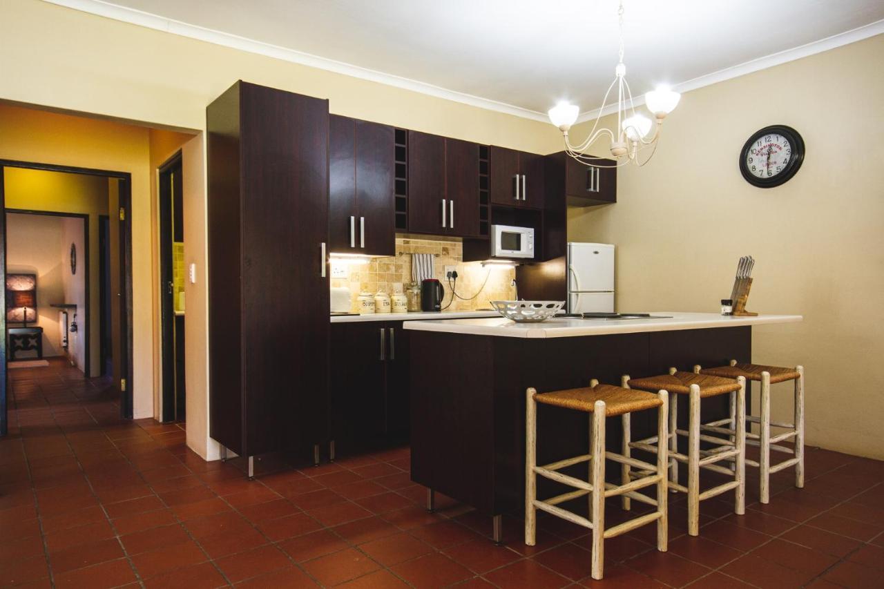 Вилла Swellendam Self Catering Экстерьер фото