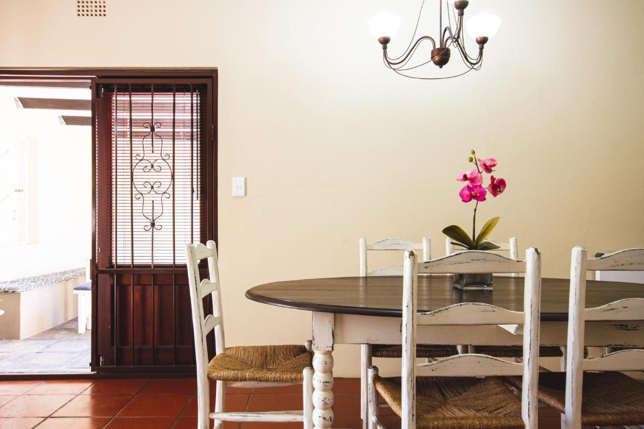 Вилла Swellendam Self Catering Экстерьер фото