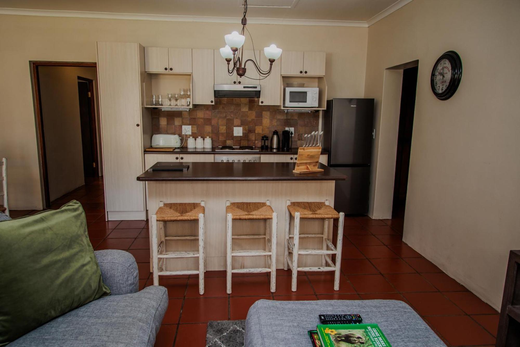 Вилла Swellendam Self Catering Номер фото