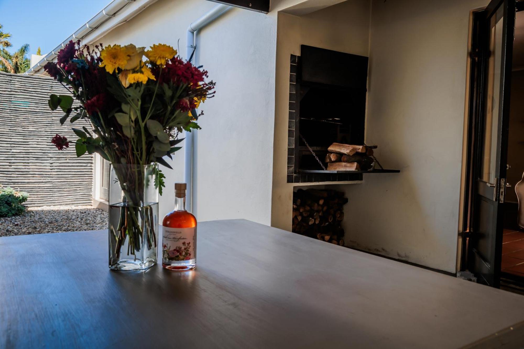 Вилла Swellendam Self Catering Номер фото